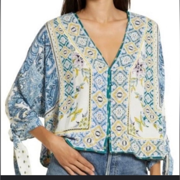 Free people catch me if you can v neck button front flowy blouse - Picture 1 of 5